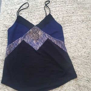Ladies stylish tank top blue n black lace detail  size small from express
